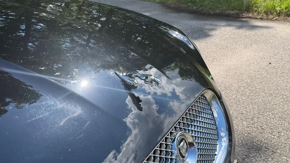 JAGUAR XF -