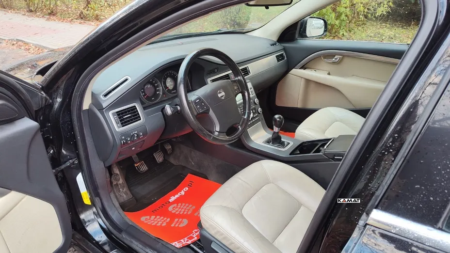 VOLVO S80 -