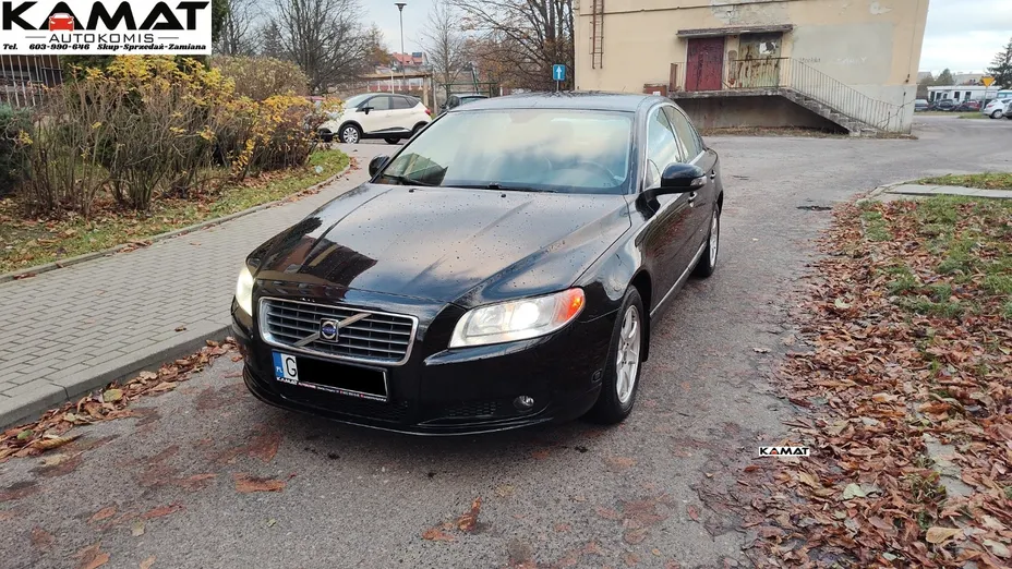 VOLVO S80 -