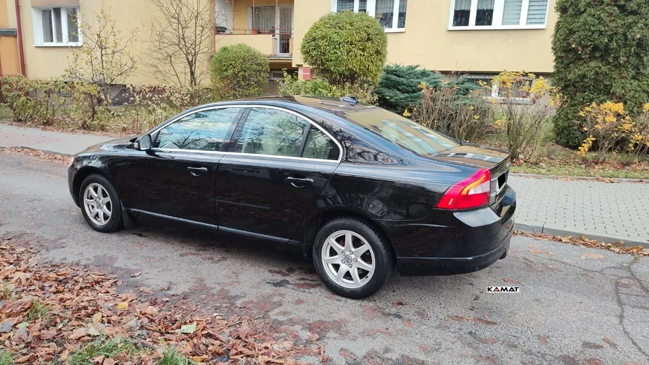 VOLVO S80 -