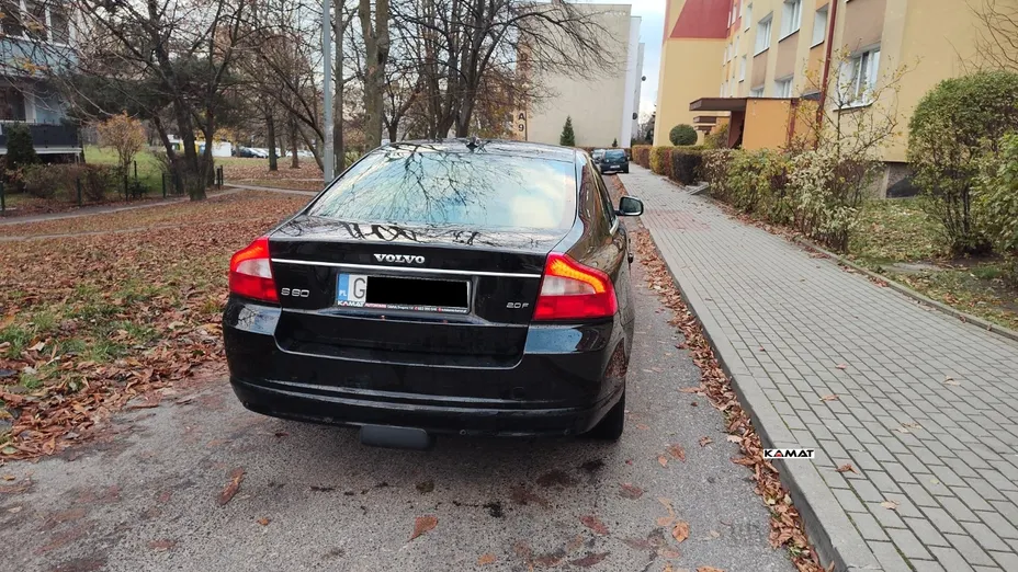 VOLVO S80 -