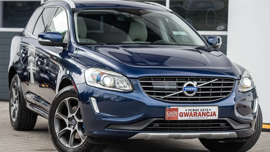 VOLVO XC60 -