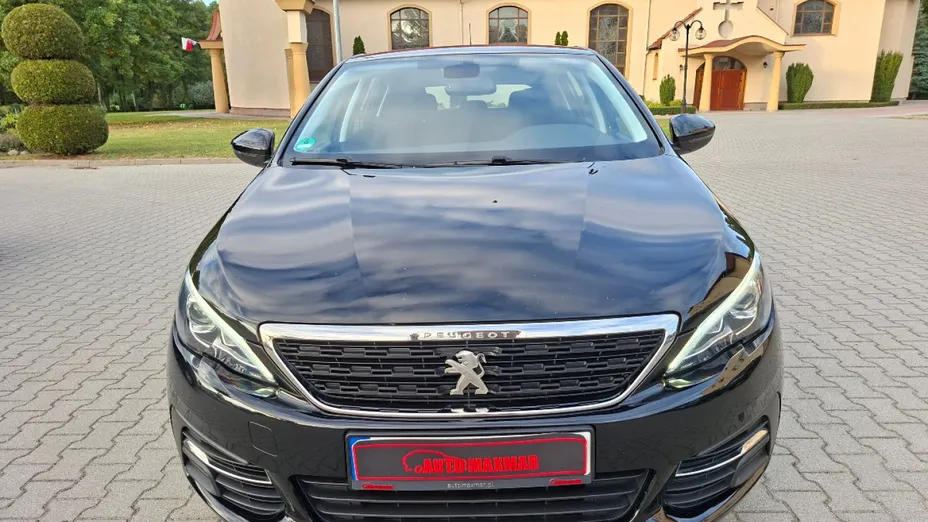 PEUGEOT 308 -