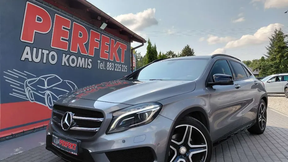 MERCEDES-BENZ GLA -