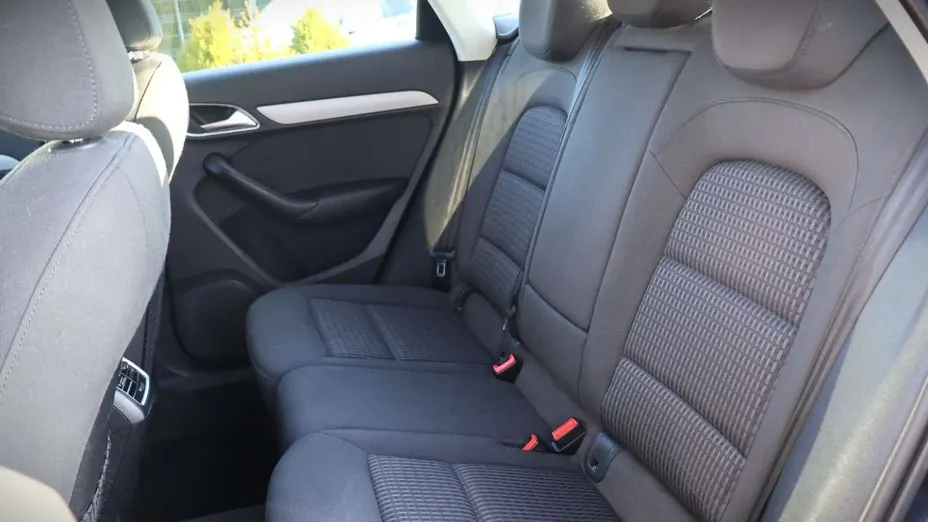 AUDI Q3 -