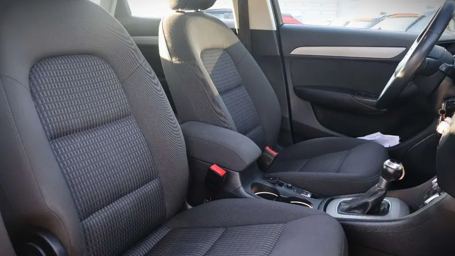 AUDI Q3 -