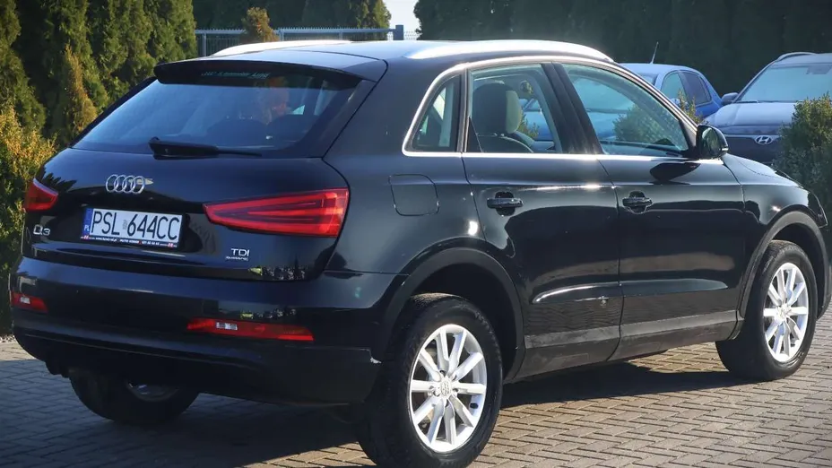 AUDI Q3 -