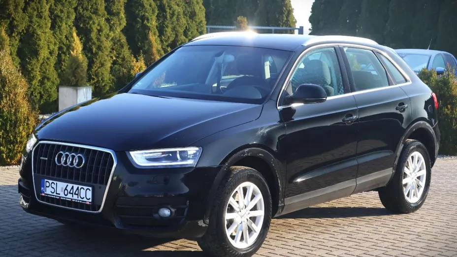 AUDI Q3 -