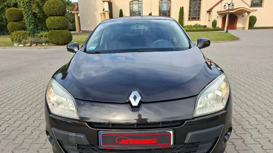RENAULT Megane -