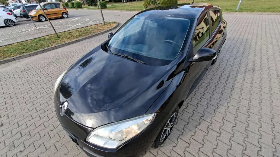 RENAULT Megane -