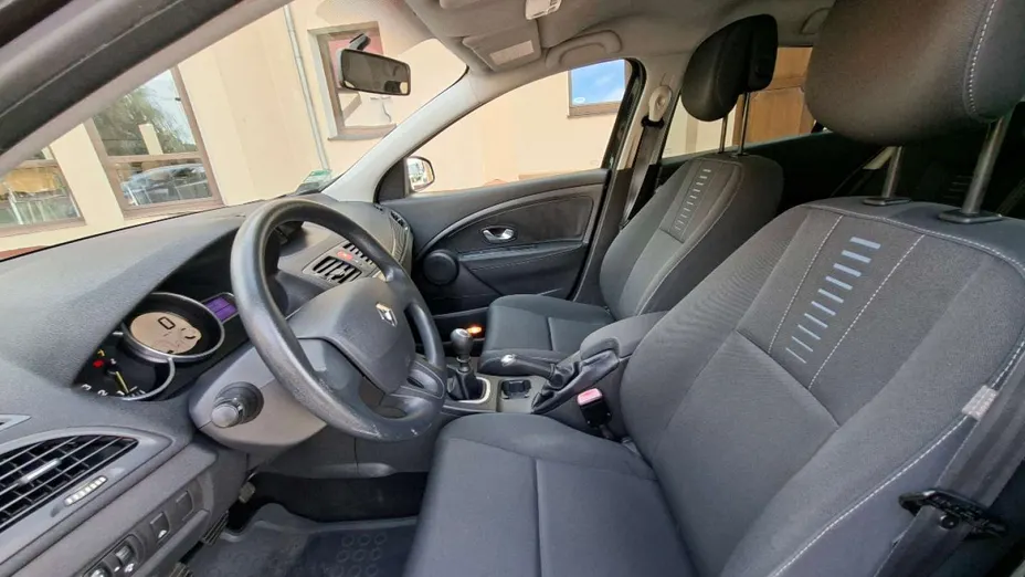 RENAULT Megane -