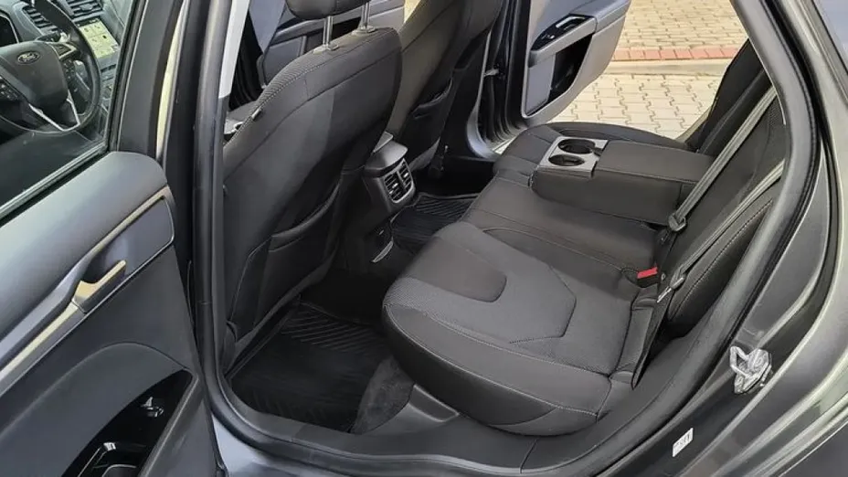 FORD Mondeo -