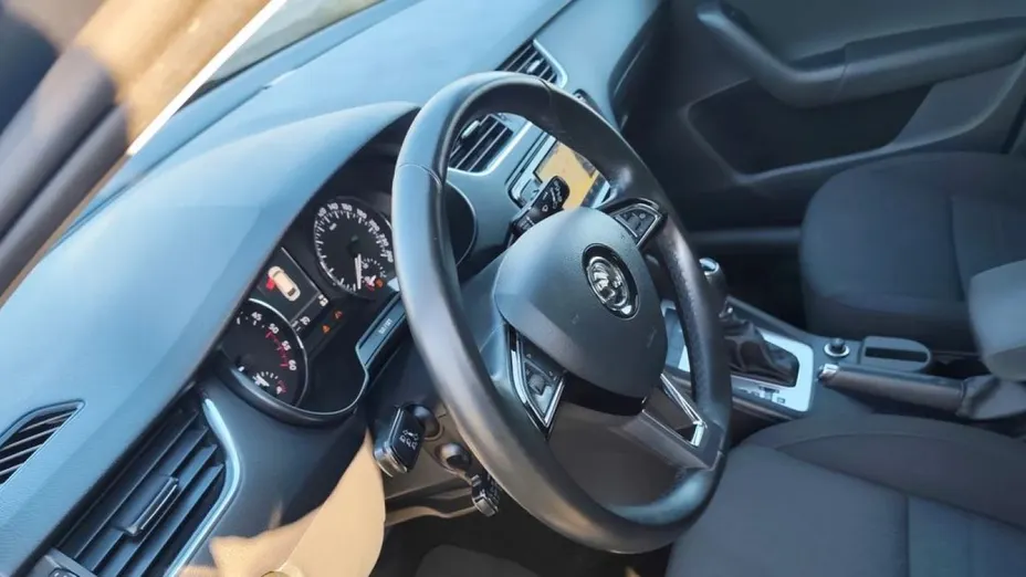 SKODA Octavia -