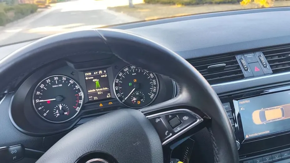 SKODA Octavia -