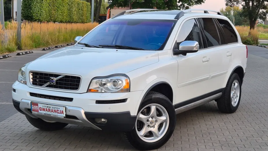VOLVO XC90 -