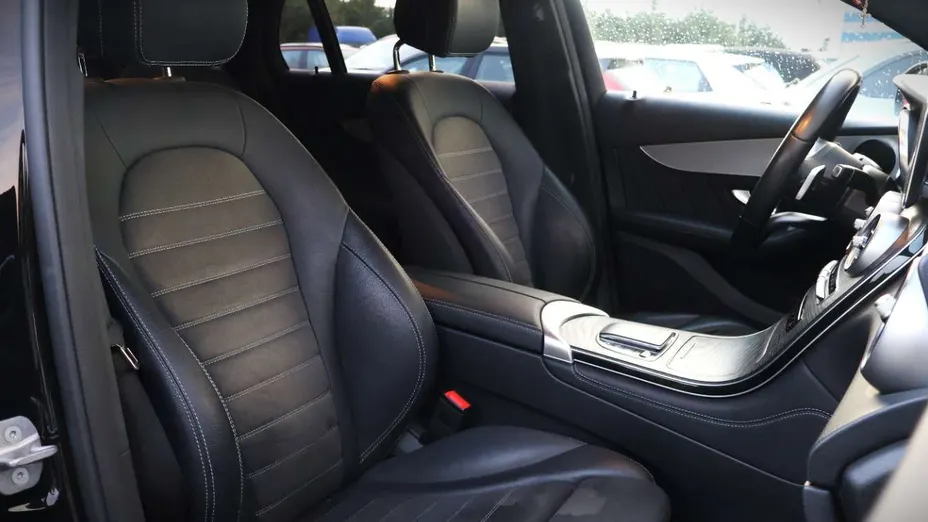 MERCEDES-BENZ GLC -