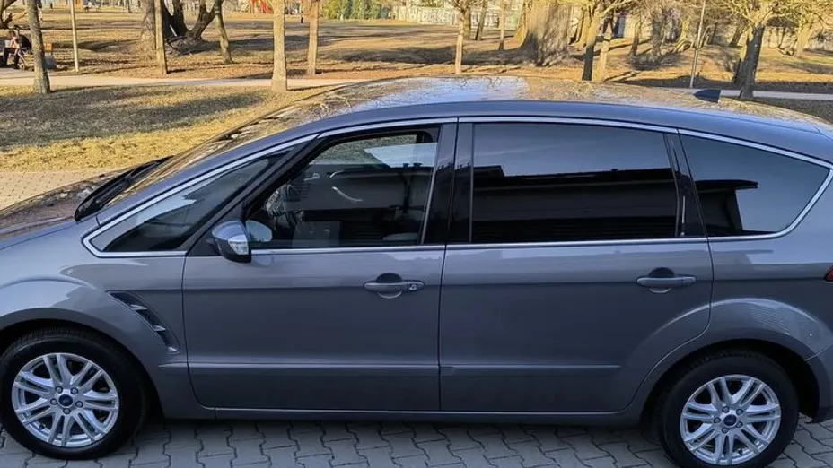 FORD S-MAX -