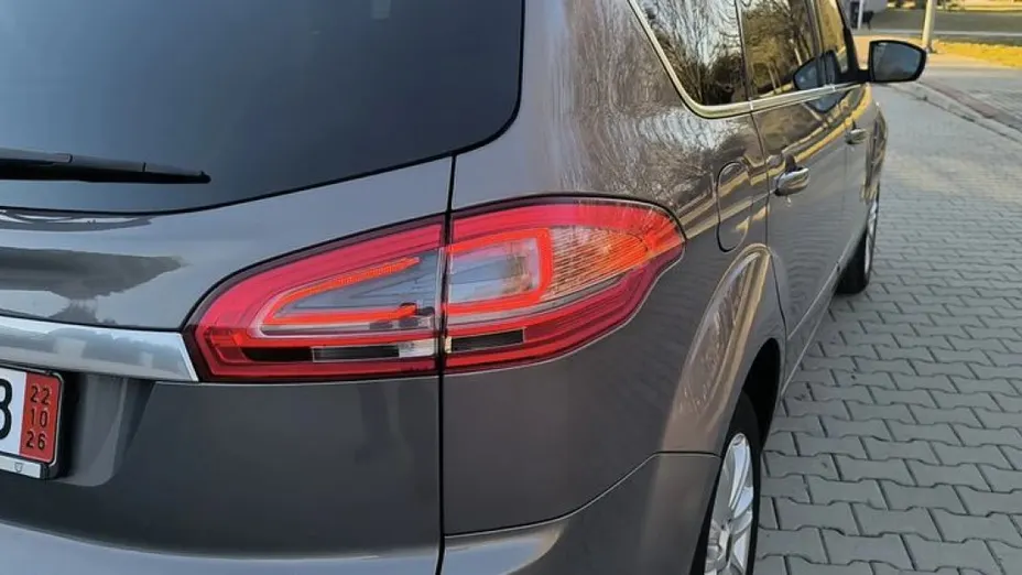FORD S-MAX -