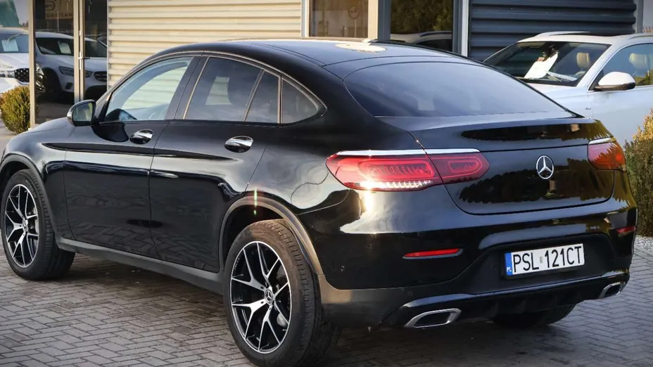 MERCEDES-BENZ GLC -