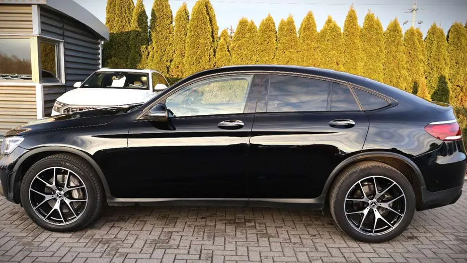 MERCEDES-BENZ GLC -