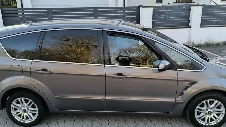 FORD S-MAX -