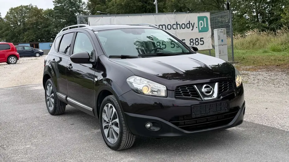 NISSAN Qashqai -