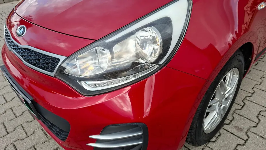 KIA Rio -