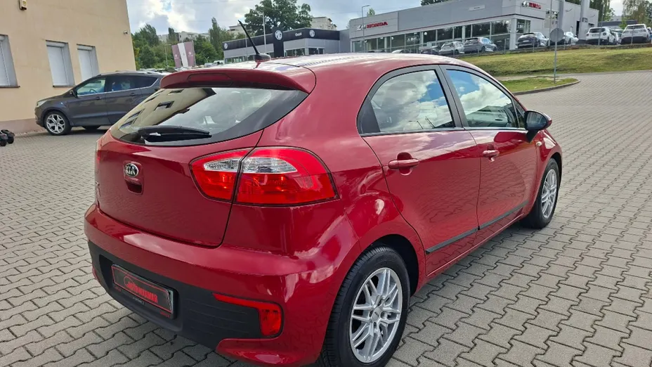 KIA Rio -
