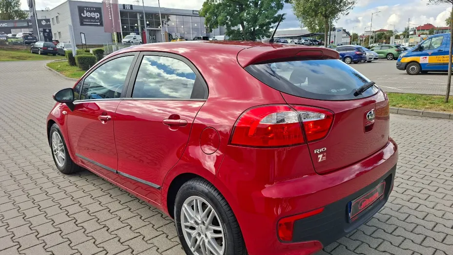 KIA Rio -