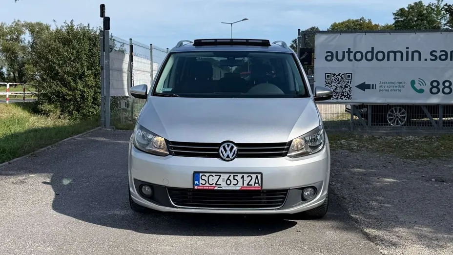 VOLKSWAGEN Touran -