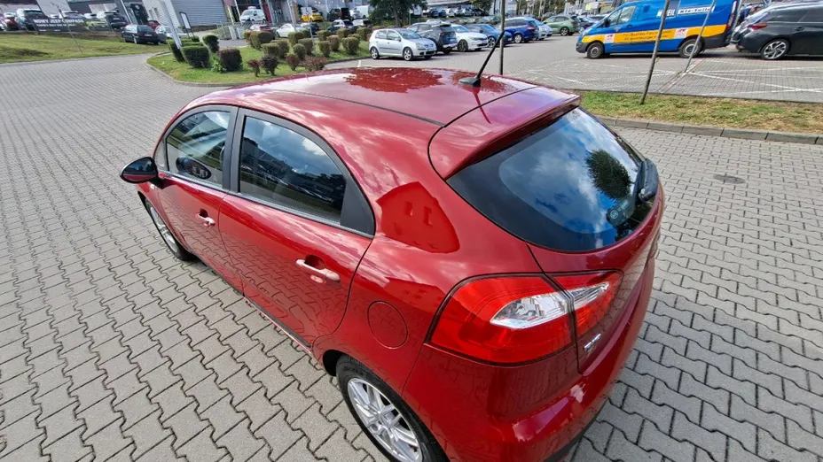 KIA Rio -