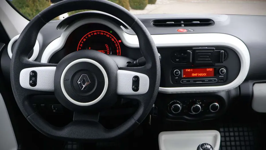 RENAULT Twingo -