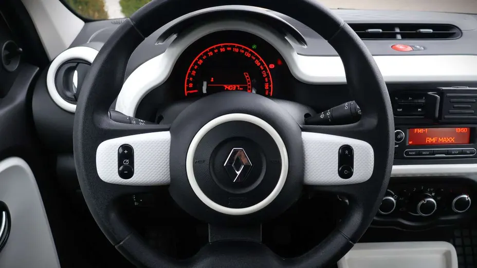 RENAULT Twingo -