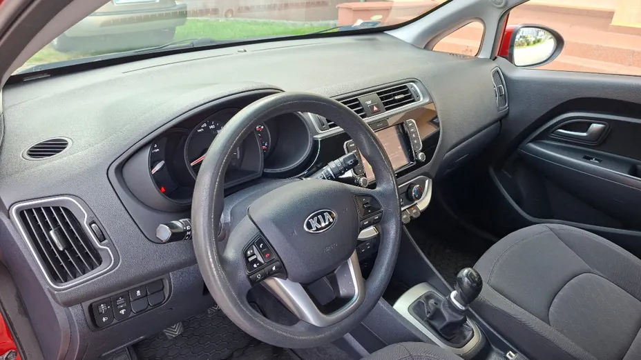 KIA Rio -