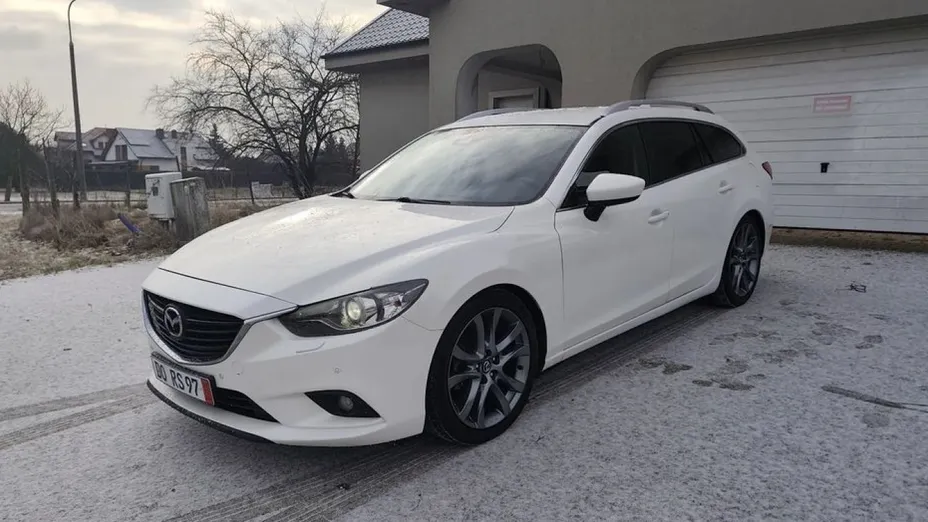 MAZDA 6 -