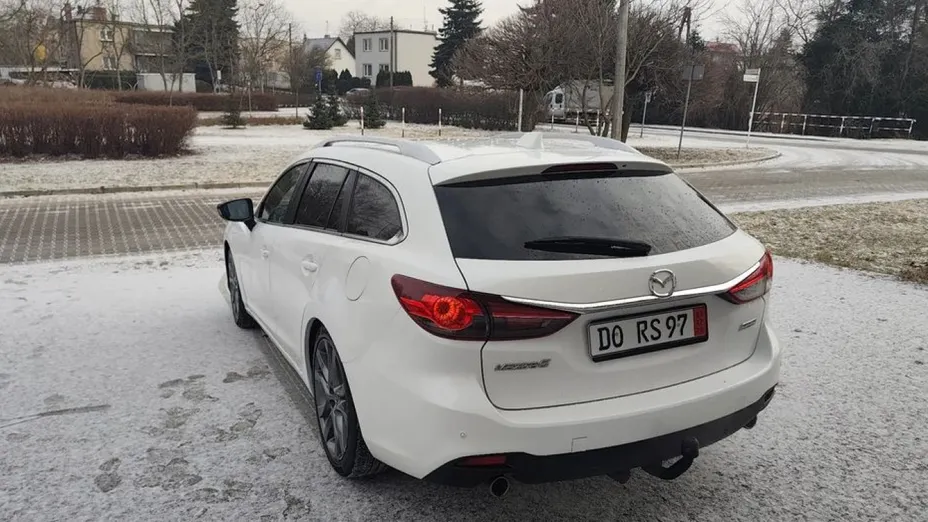 MAZDA 6 -