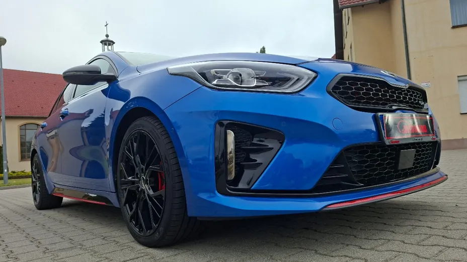KIA ProCeed -