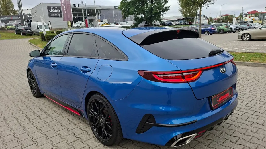 KIA ProCeed -