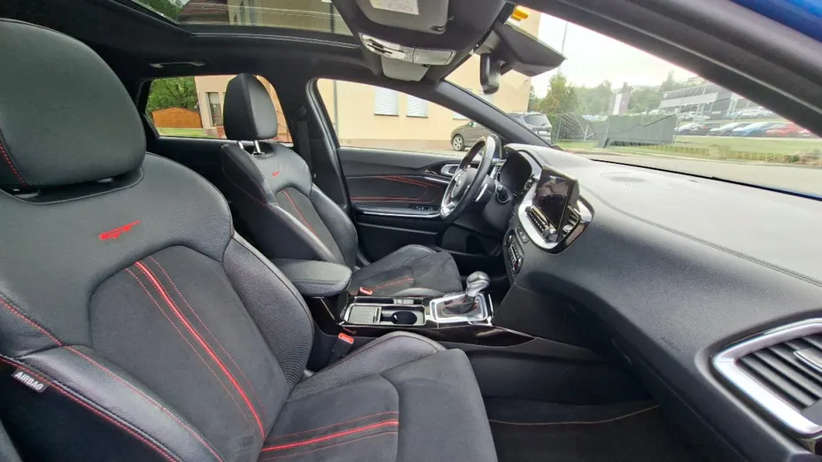KIA ProCeed -