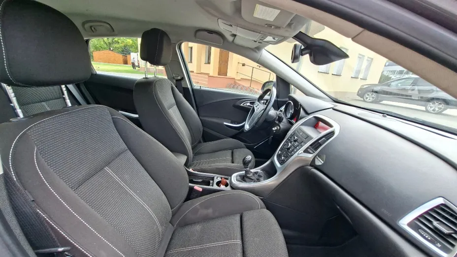 OPEL Astra -