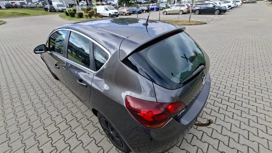 OPEL Astra -