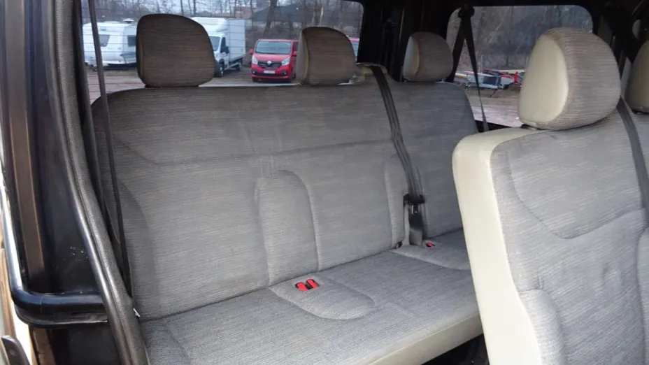 RENAULT Trafic -