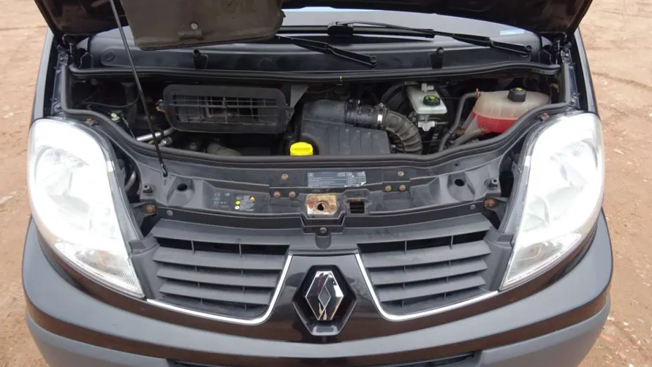 RENAULT Trafic -