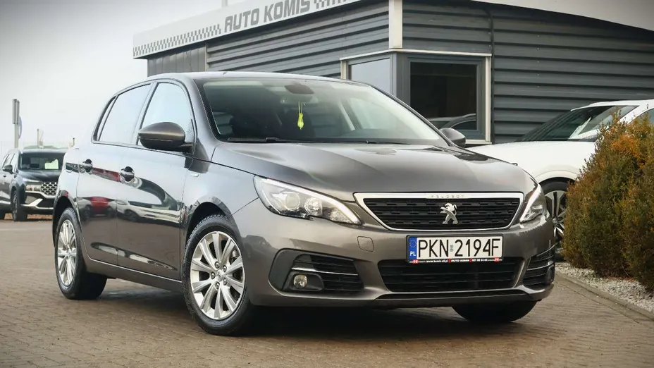 PEUGEOT 308 -
