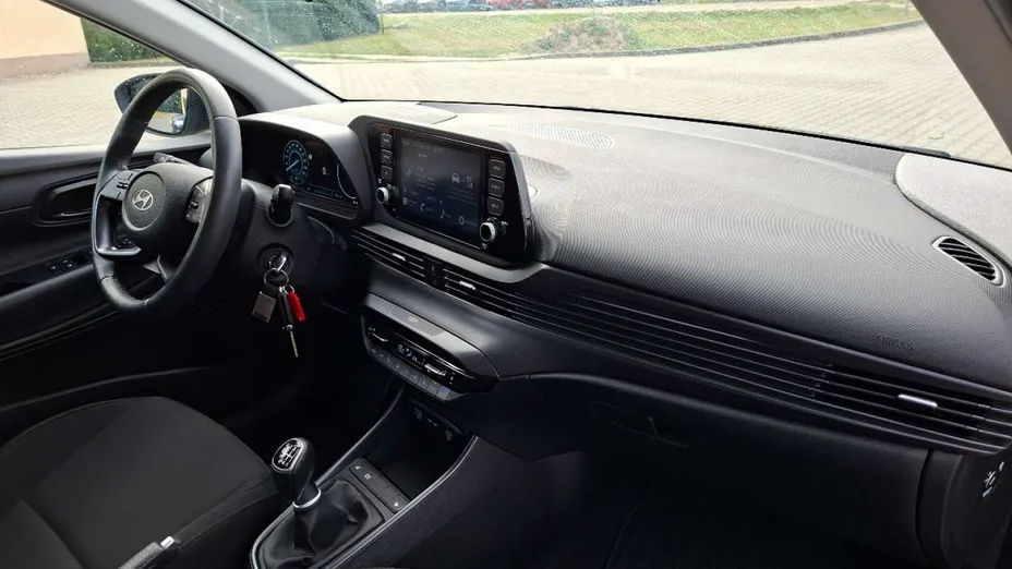 HYUNDAI i20 -