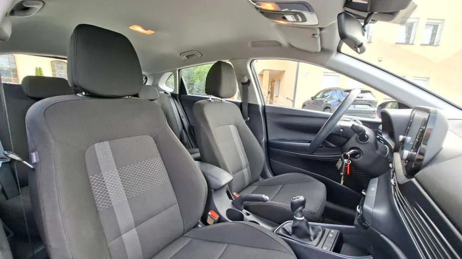HYUNDAI i20 -