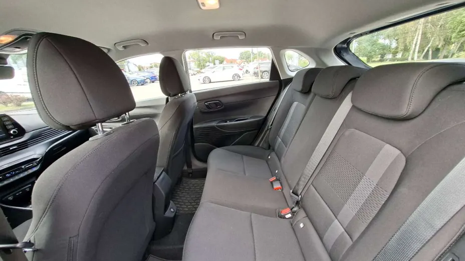 HYUNDAI i20 -