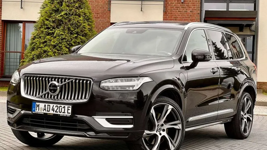 VOLVO XC90 -