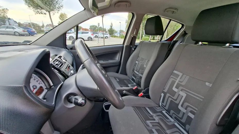 SUZUKI Splash -