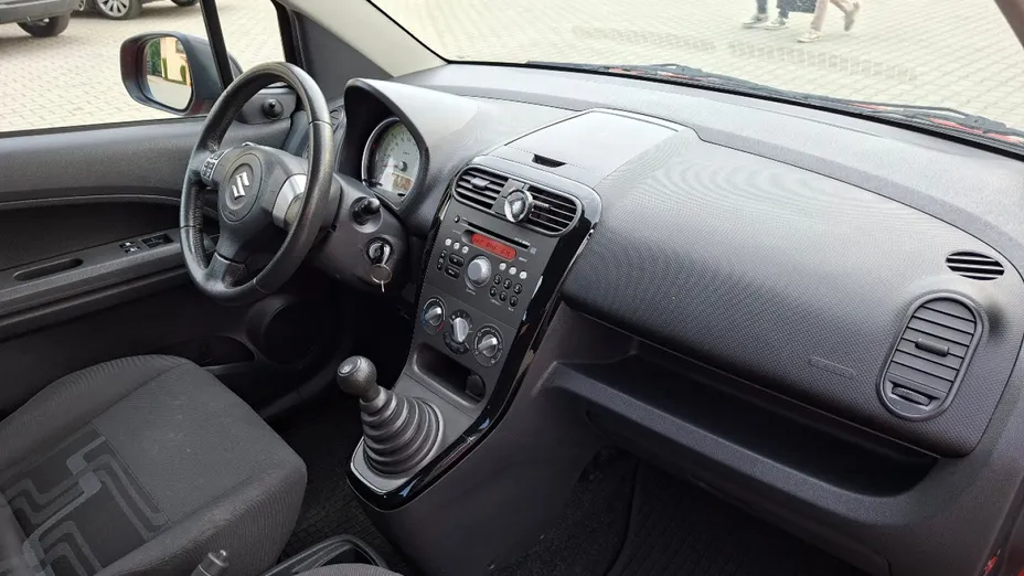 SUZUKI Splash -